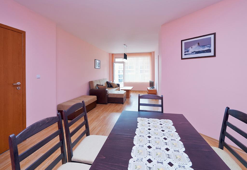 Apartments Dimitrovi Pomorie Kamer foto
