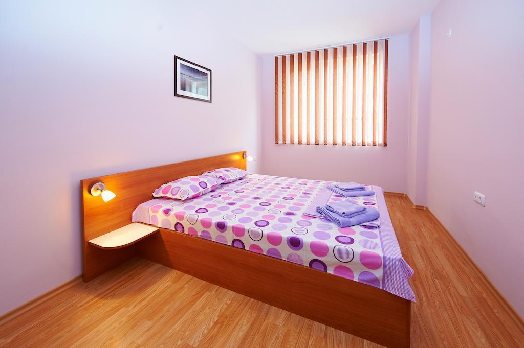 Apartments Dimitrovi Pomorie Kamer foto